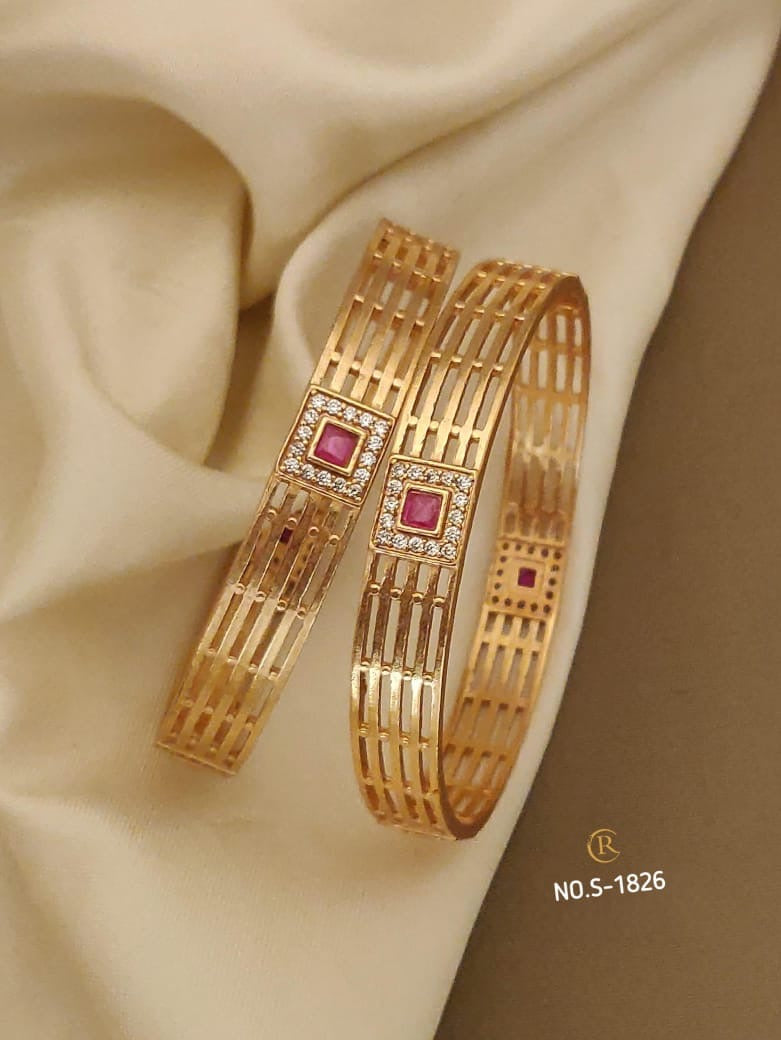 Kihu Copper Bangles