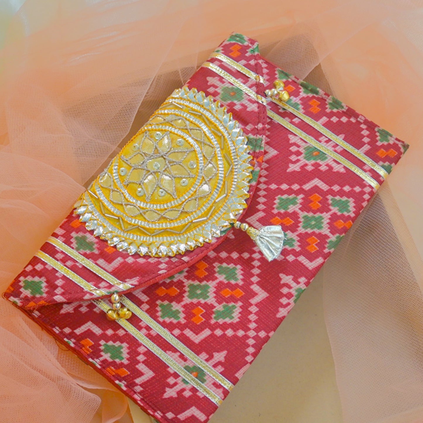 Bandhani Clutch for Her