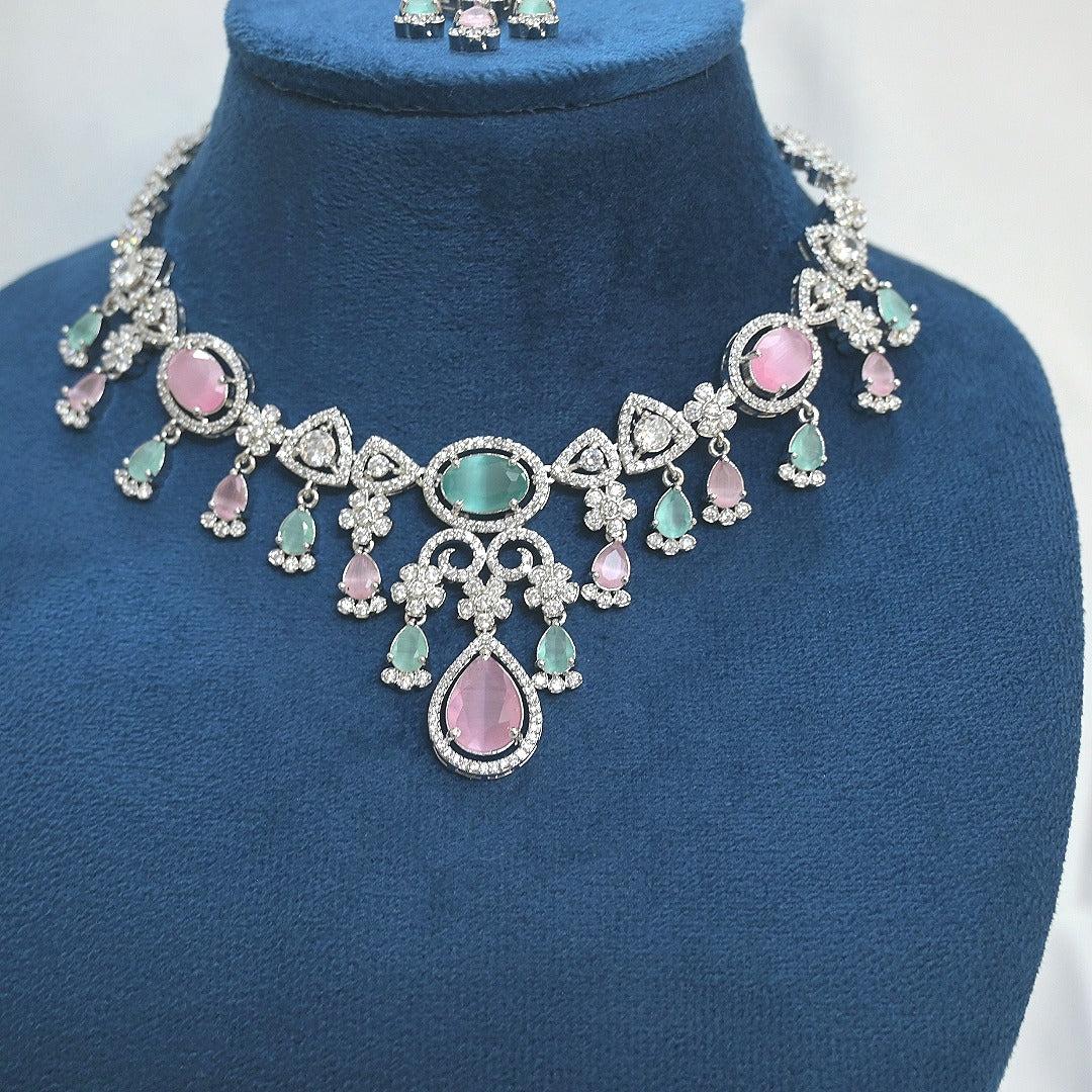 Aashi AD Neckpiece