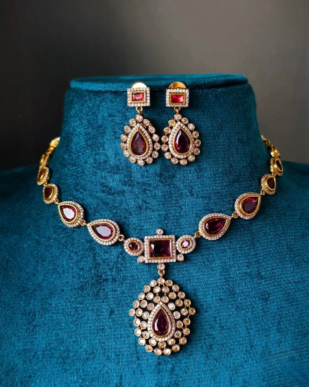 Keisha Ruby Pendant Set