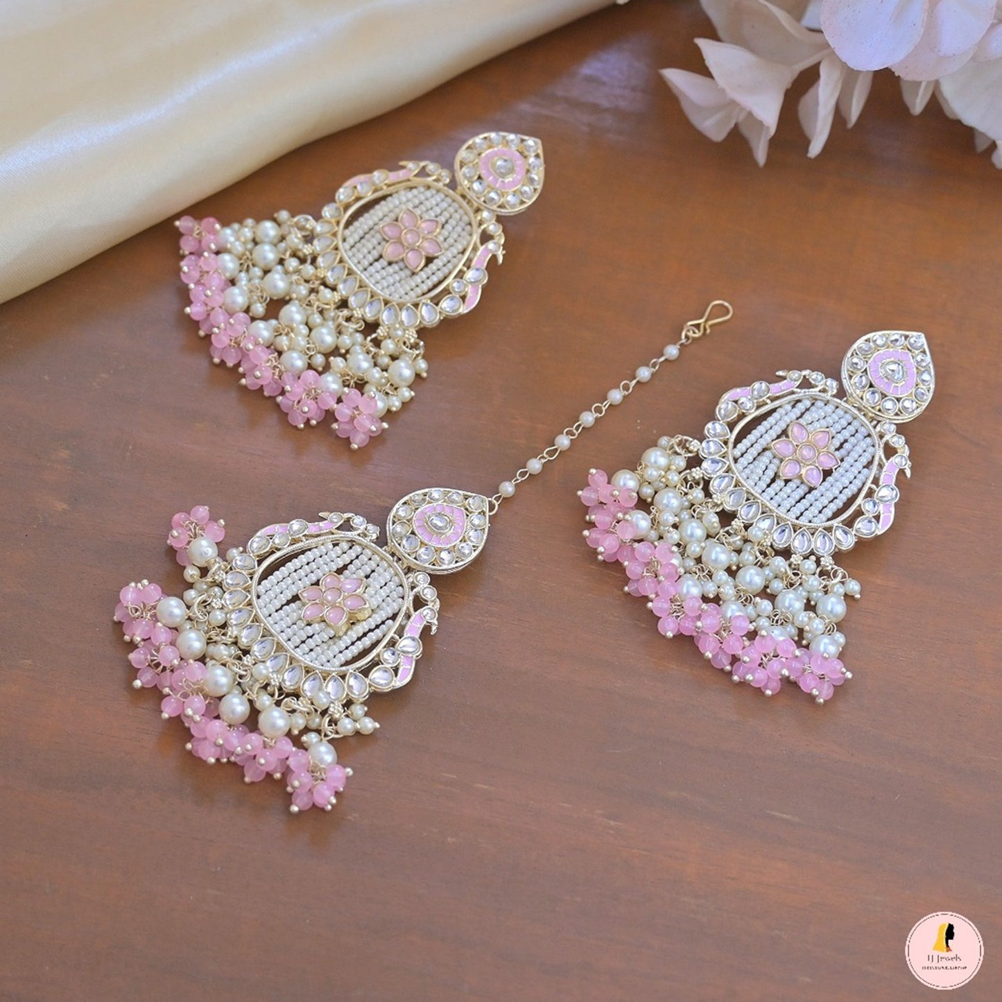 Nayana Passa Style Earrings Maangtikka