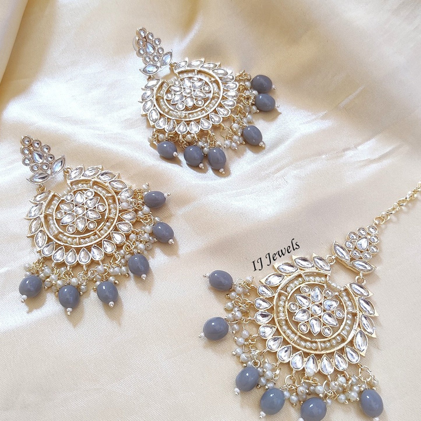 Sonam Earrings Tikka