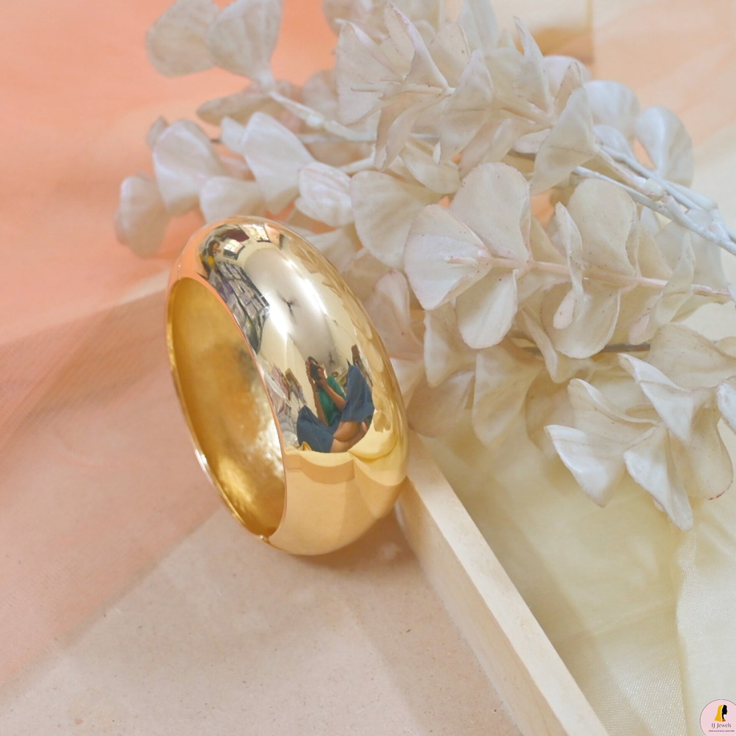 Chunky Golden Bracelet Kada -2