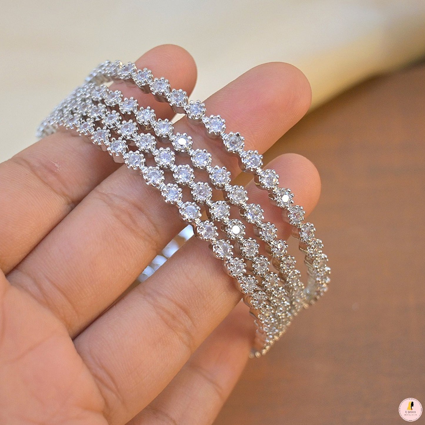 Shoma Premium Set of 4 AD Bangles