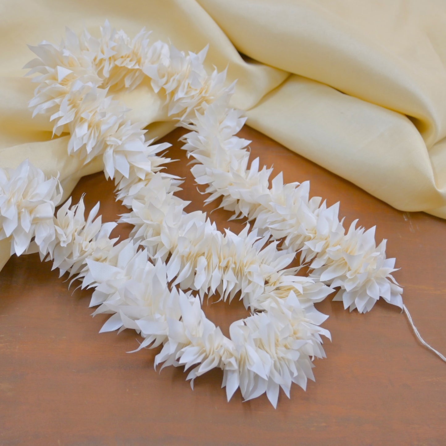 Artificial Reusable Mogra Gajra for Her