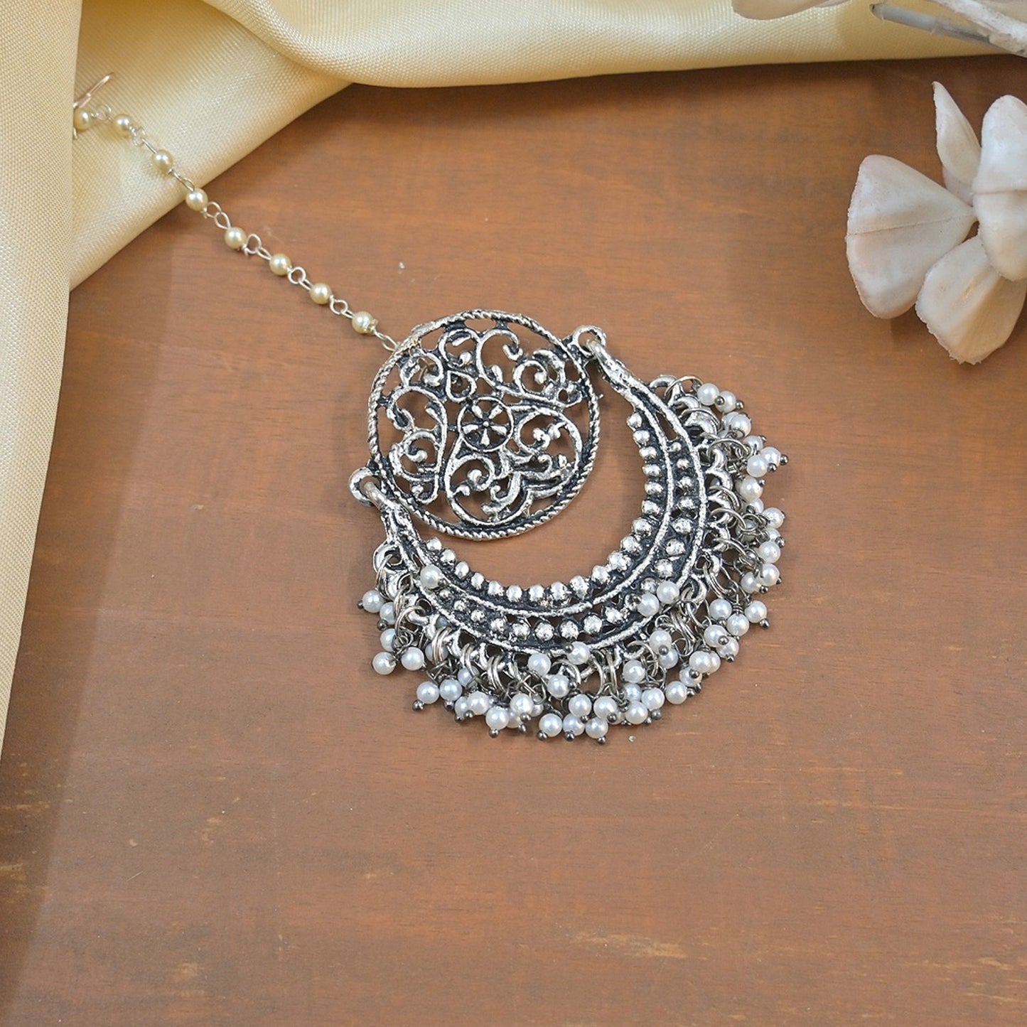 Unique Medium Size Maangtikka