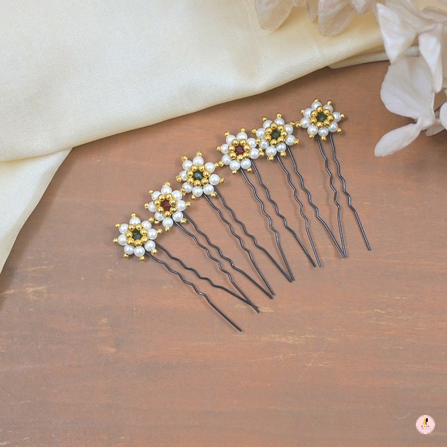 Floral hair Pin (Set of 6)