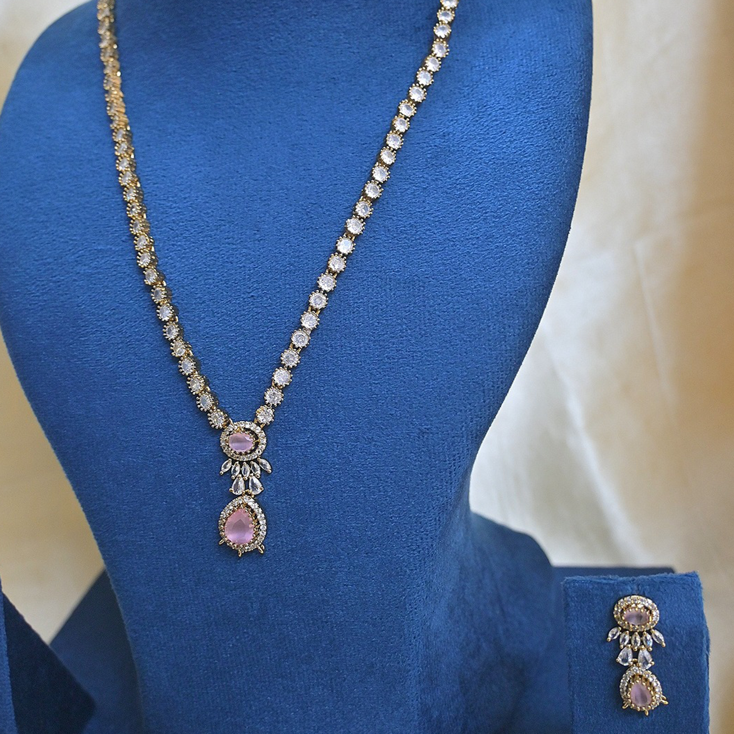 Kanak Antique Tone AD Long pendant Set