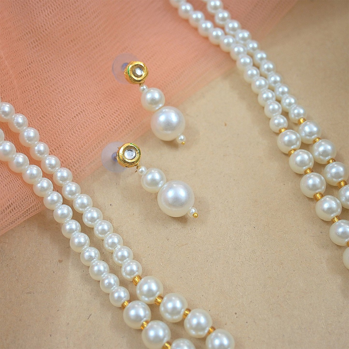 Stylish Pearl Mala with Kundan Earrings