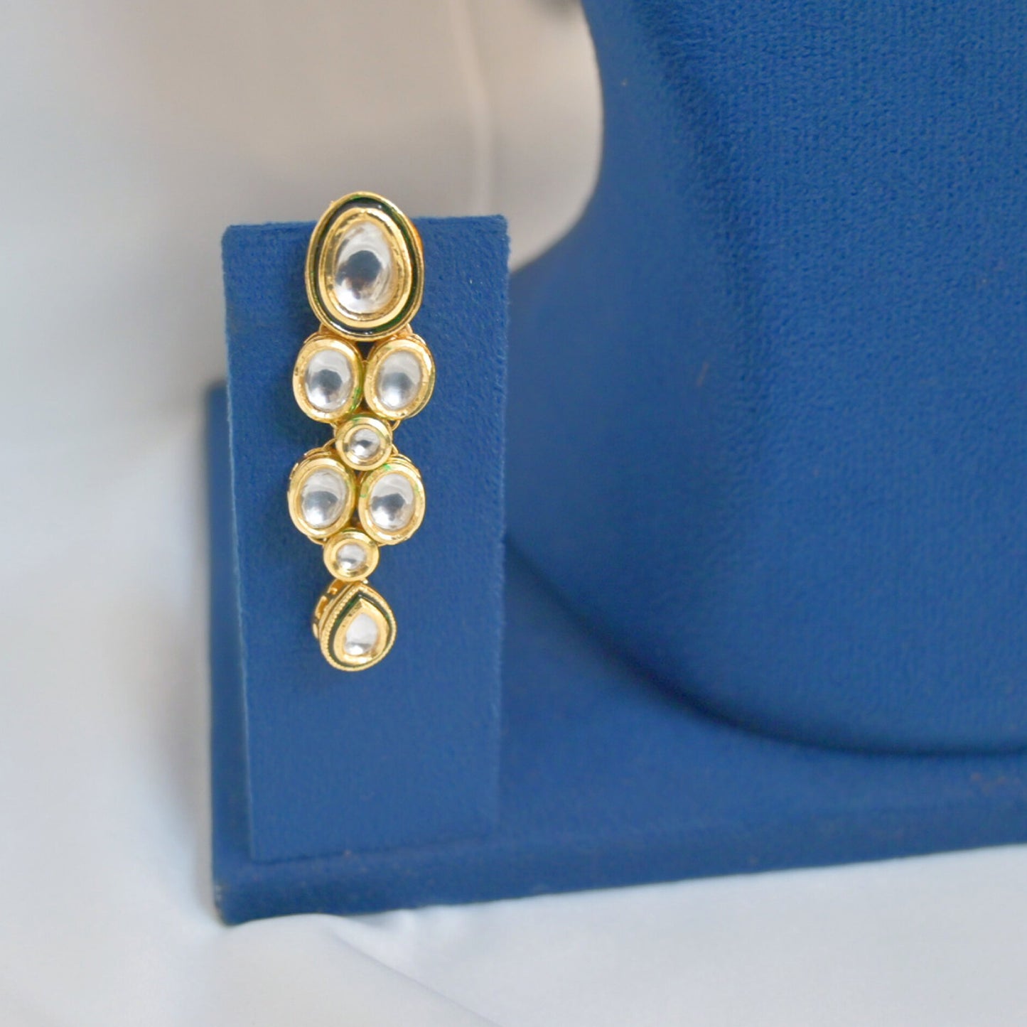 Niharika Kundan Jewellery Set