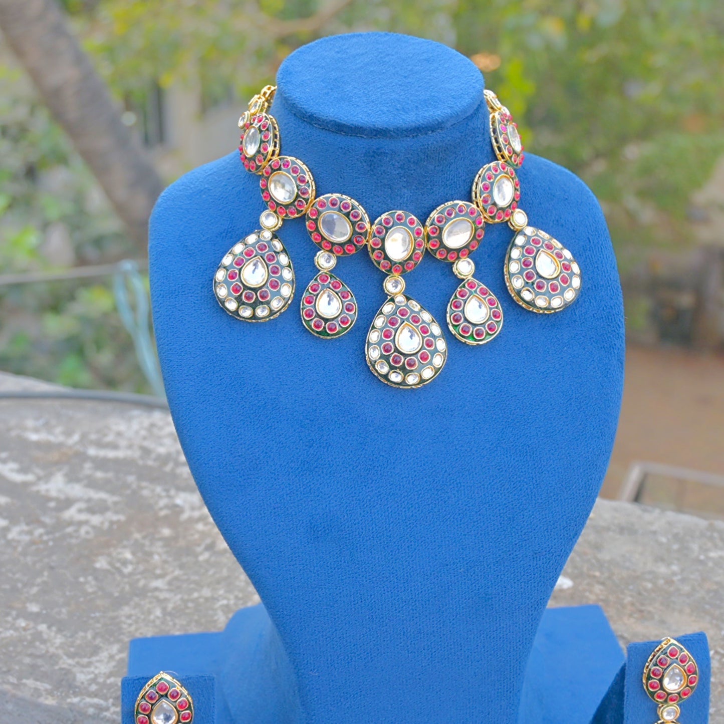 Pavni Polki Kundan Semi Bridal Jewellery Set