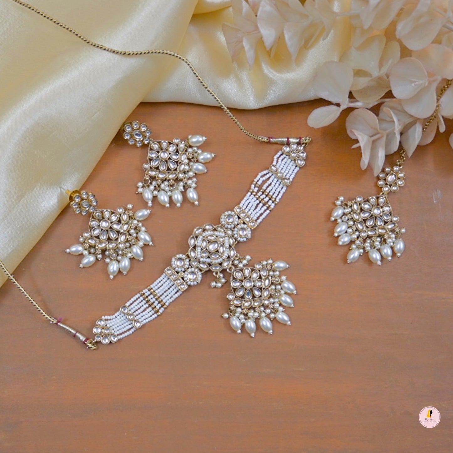 Anshul Antique Pearl Choker Set
