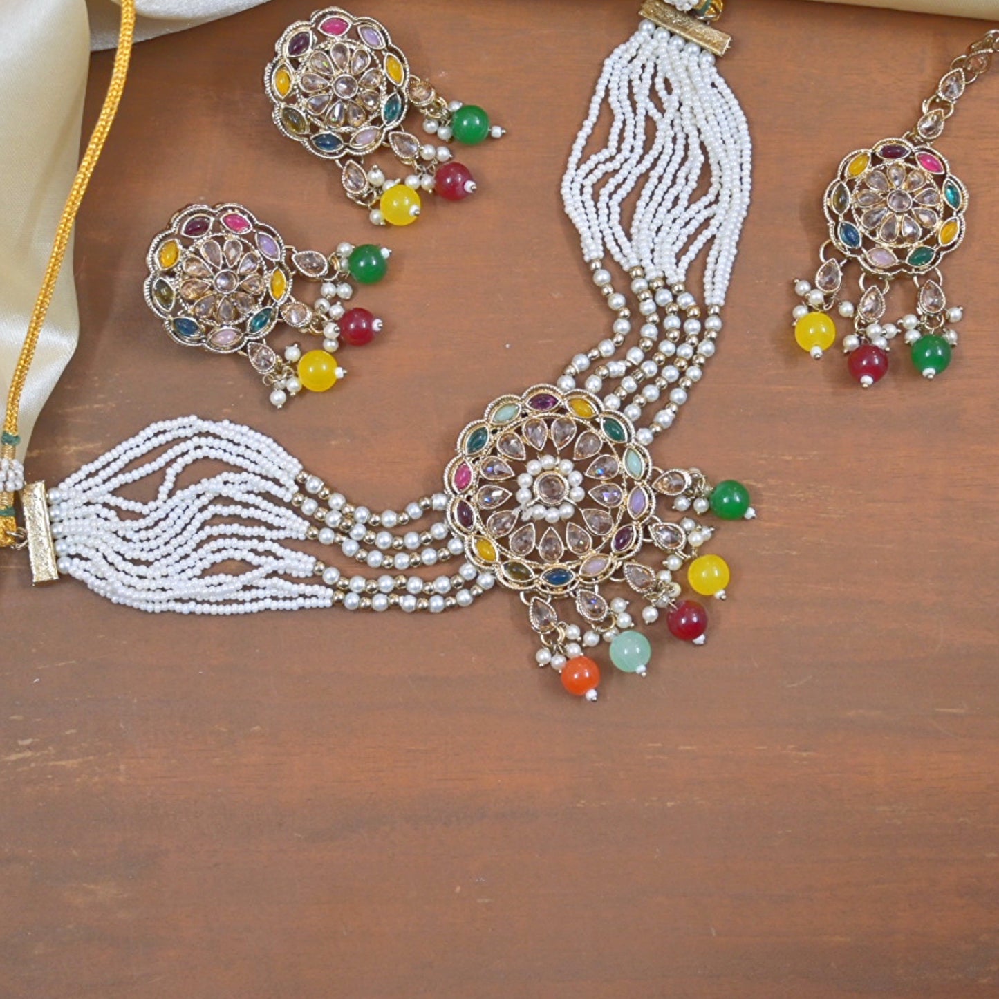Aditi Reverse AD Pearl Choker Set