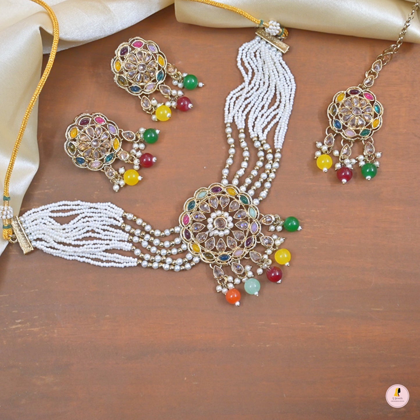 Aditi Reverse AD Pearl Choker Set