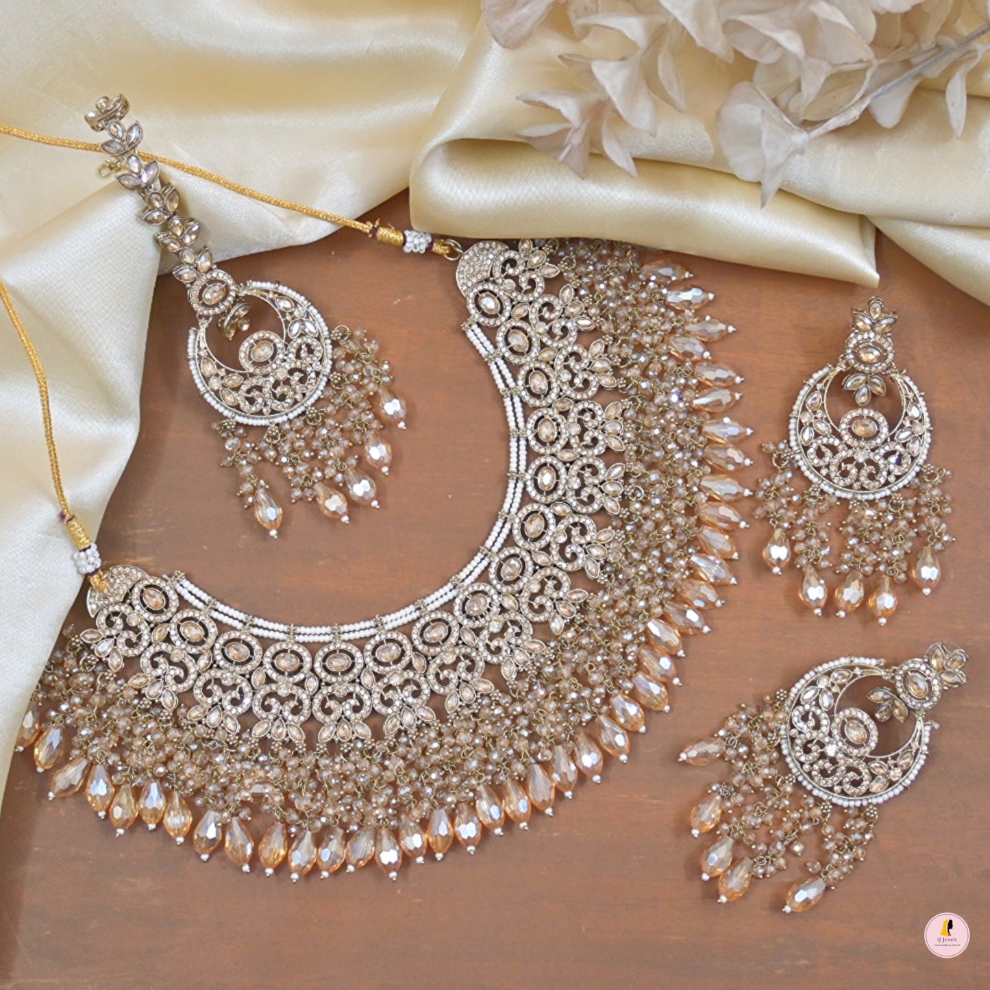 Shifa Pakistani Jewellery Set for Her