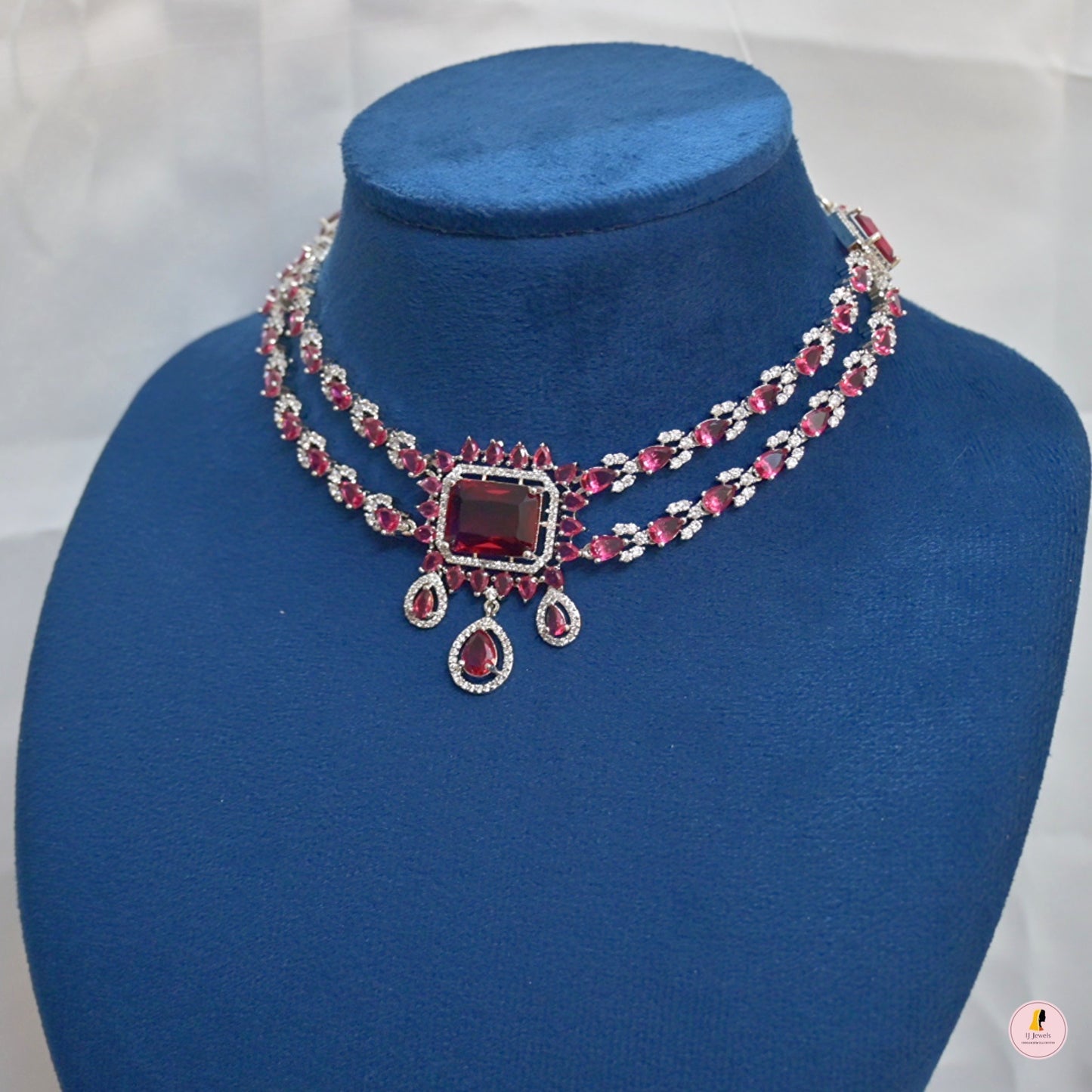 Aarvi AD Stylish Jewellery Set