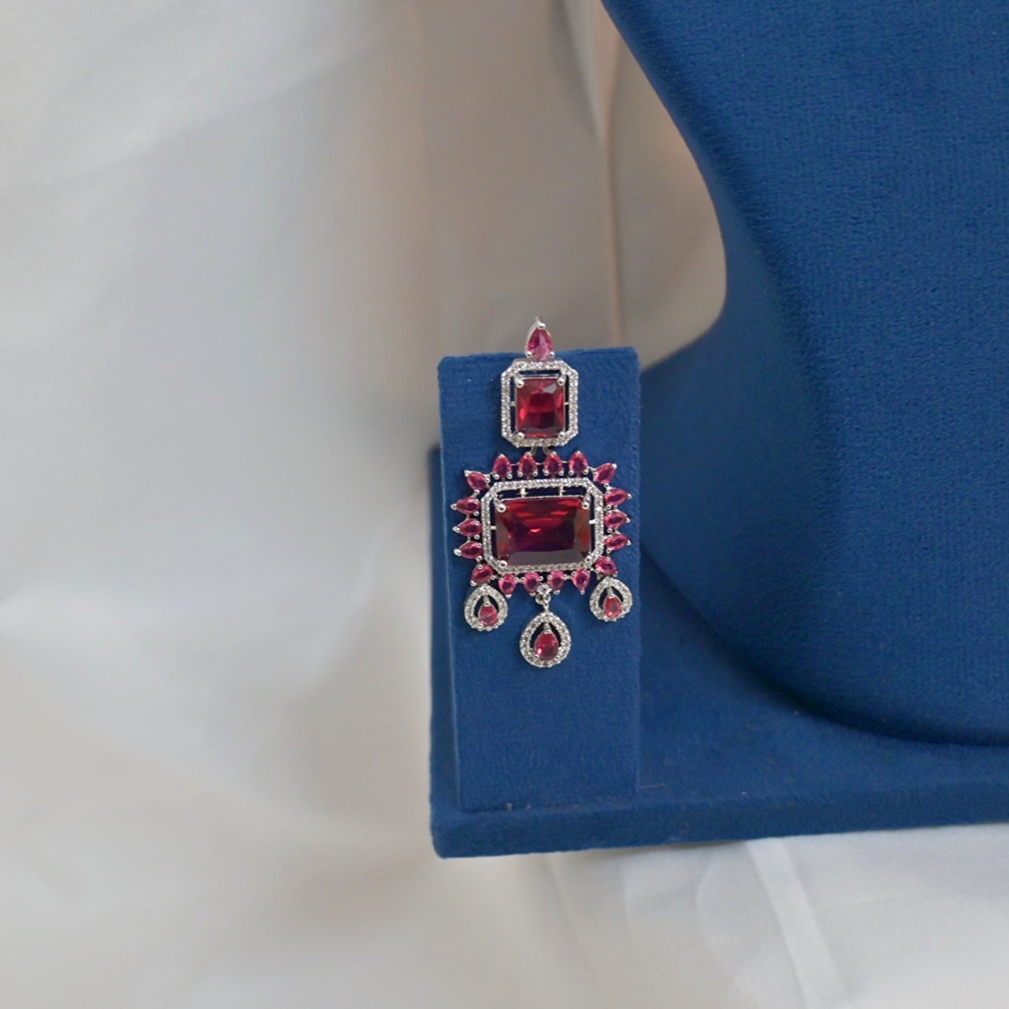 Aarvi AD Stylish Jewellery Set