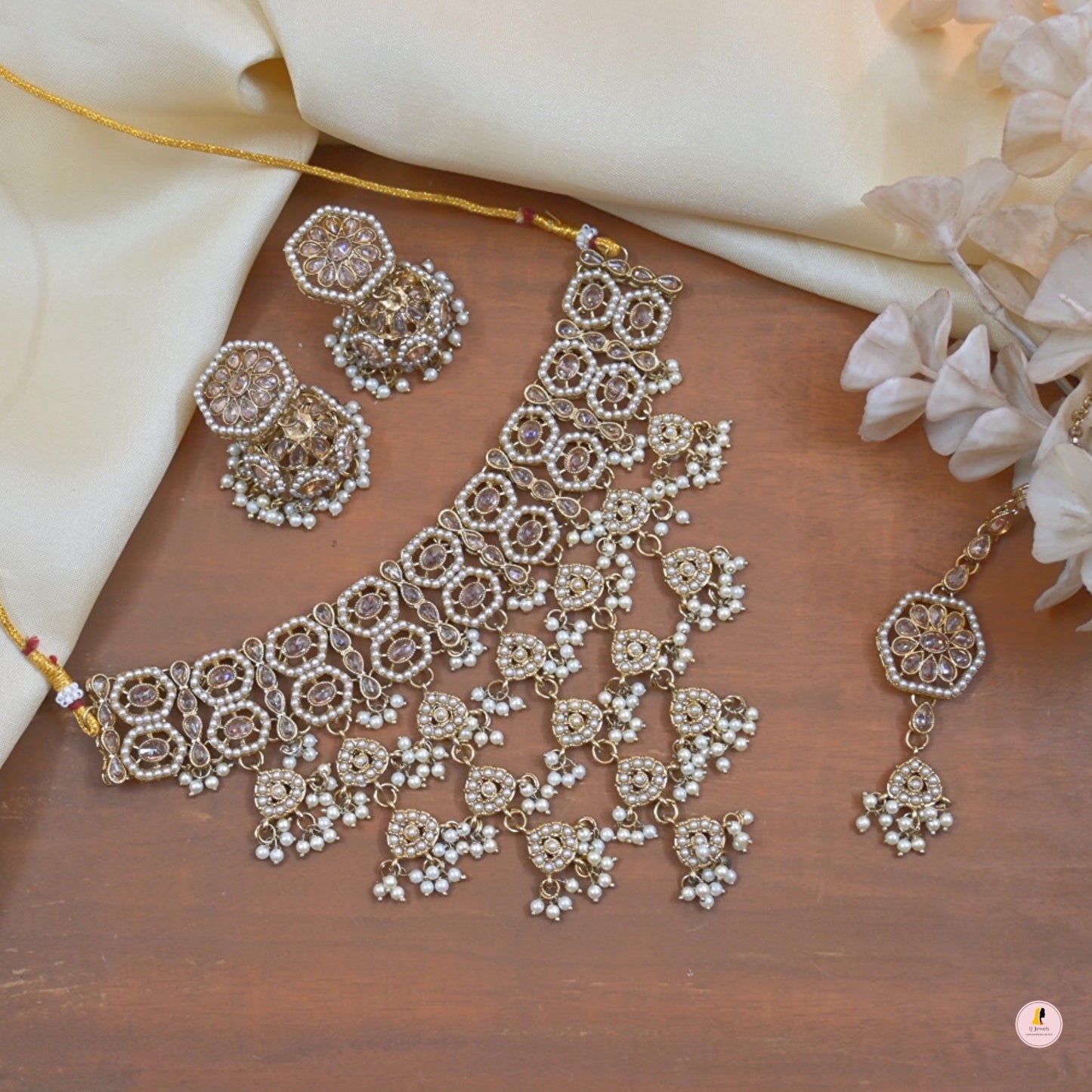 Mehar Waterfall Jewellery Set