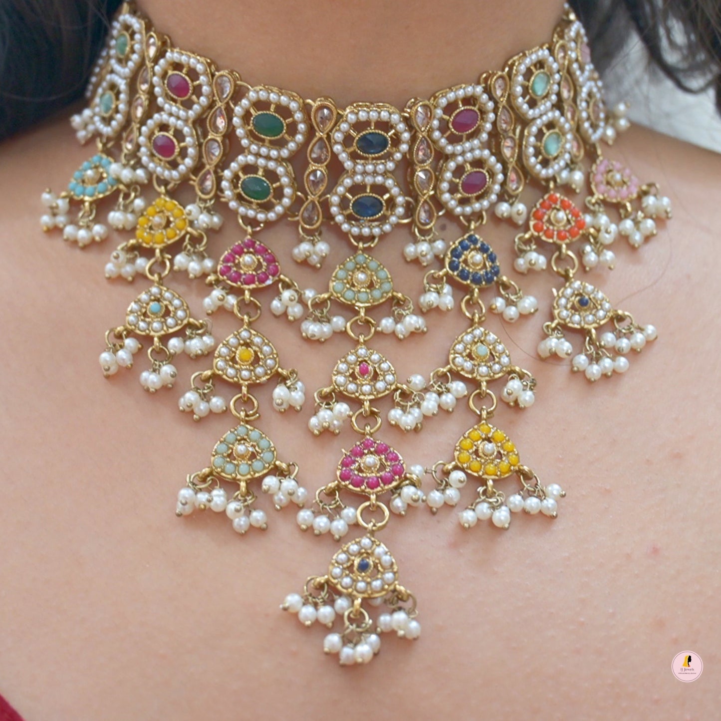 Mehar Waterfall Jewellery Set