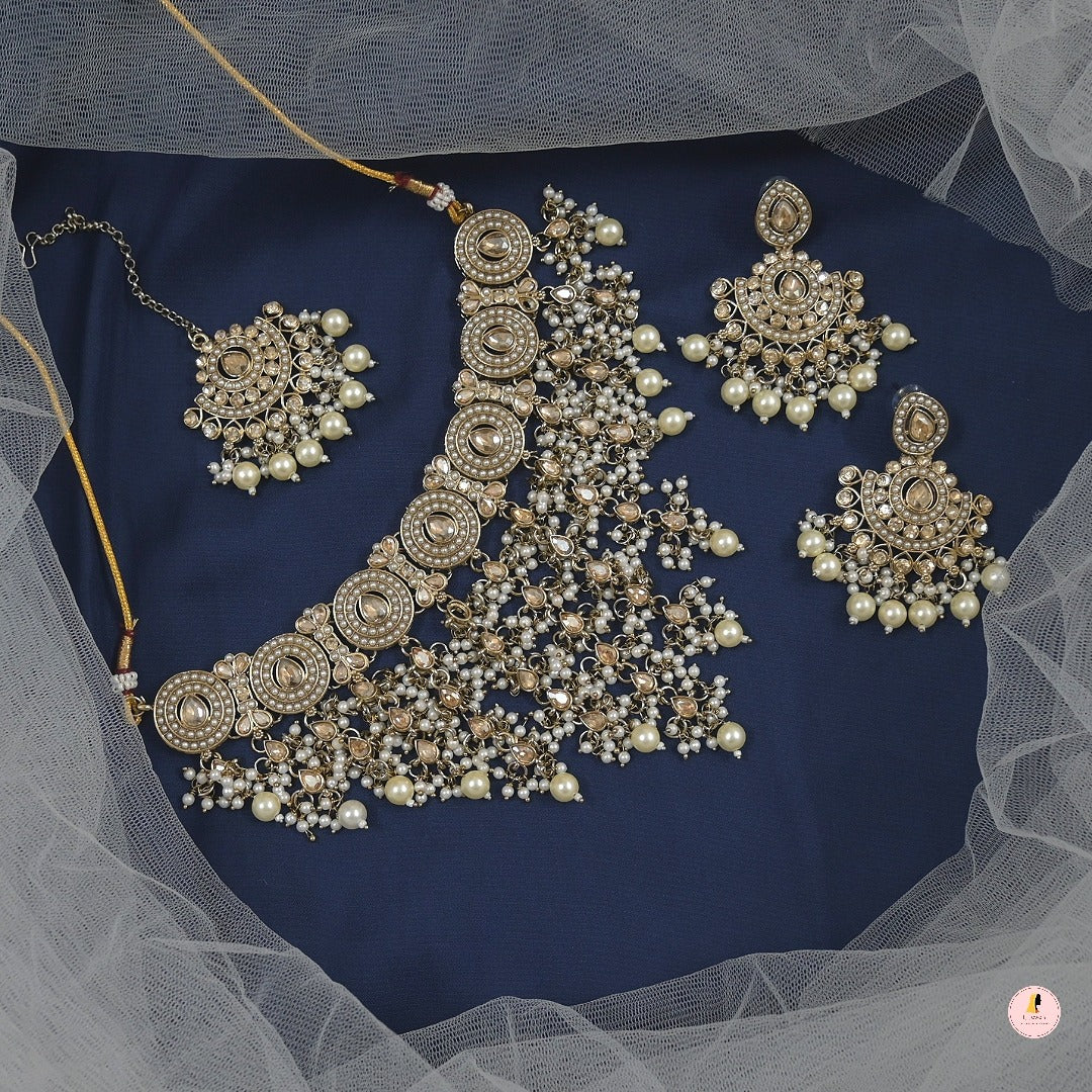 Aamna Waterfall Jewellery Set