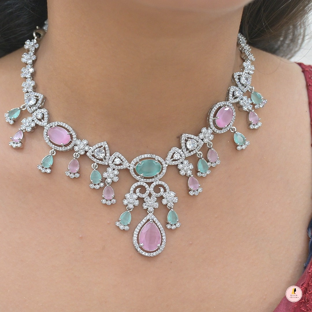 Aashi AD Neckpiece