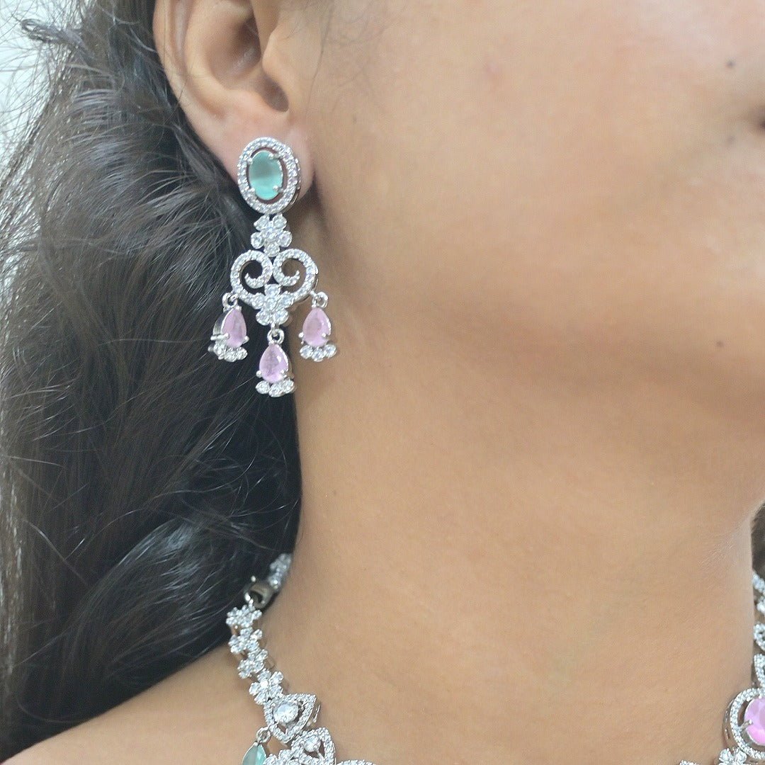 Aashi AD Neckpiece