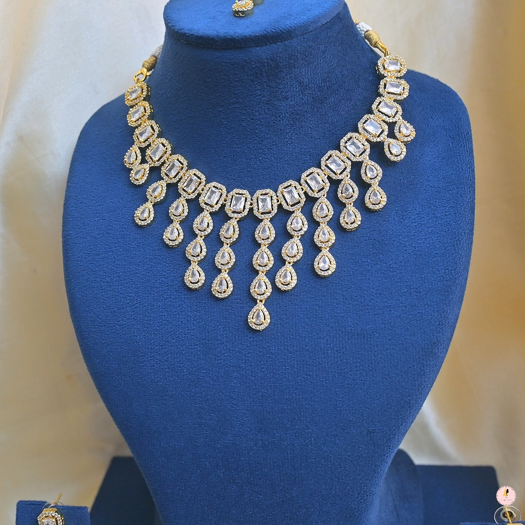 Krisha AD Layered Set