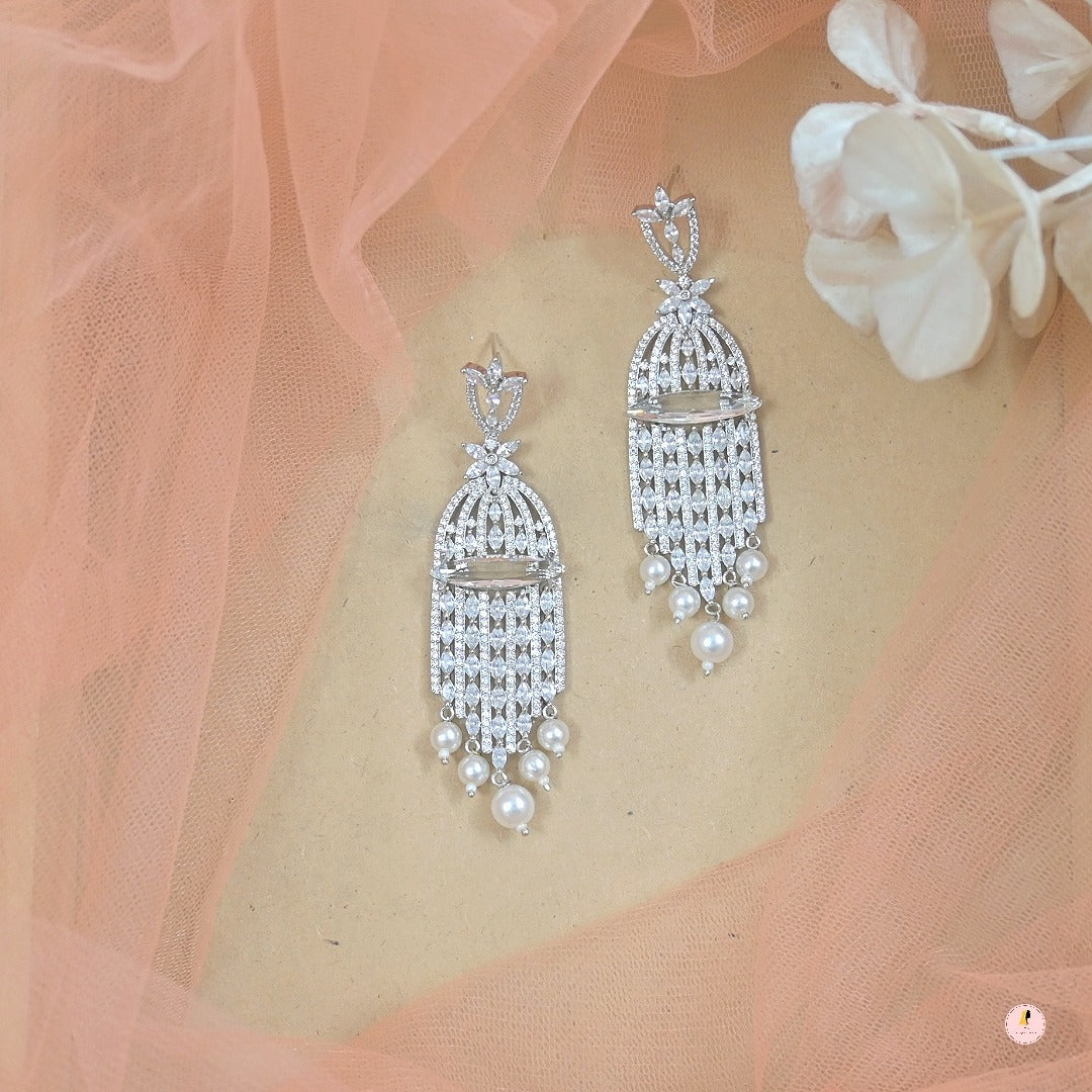 Sophia Dangling Pearl Earrings