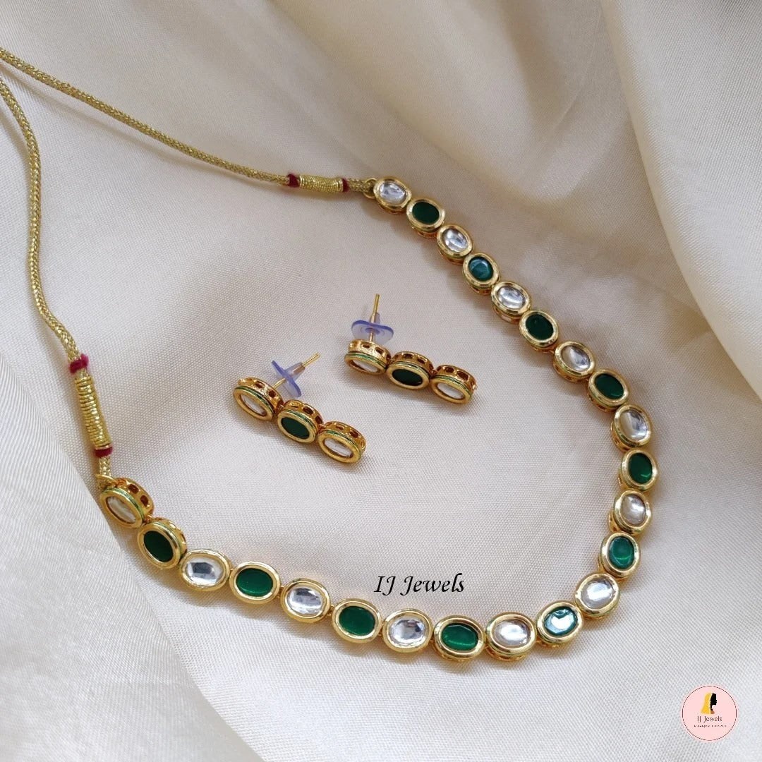 Oval Kundan Set