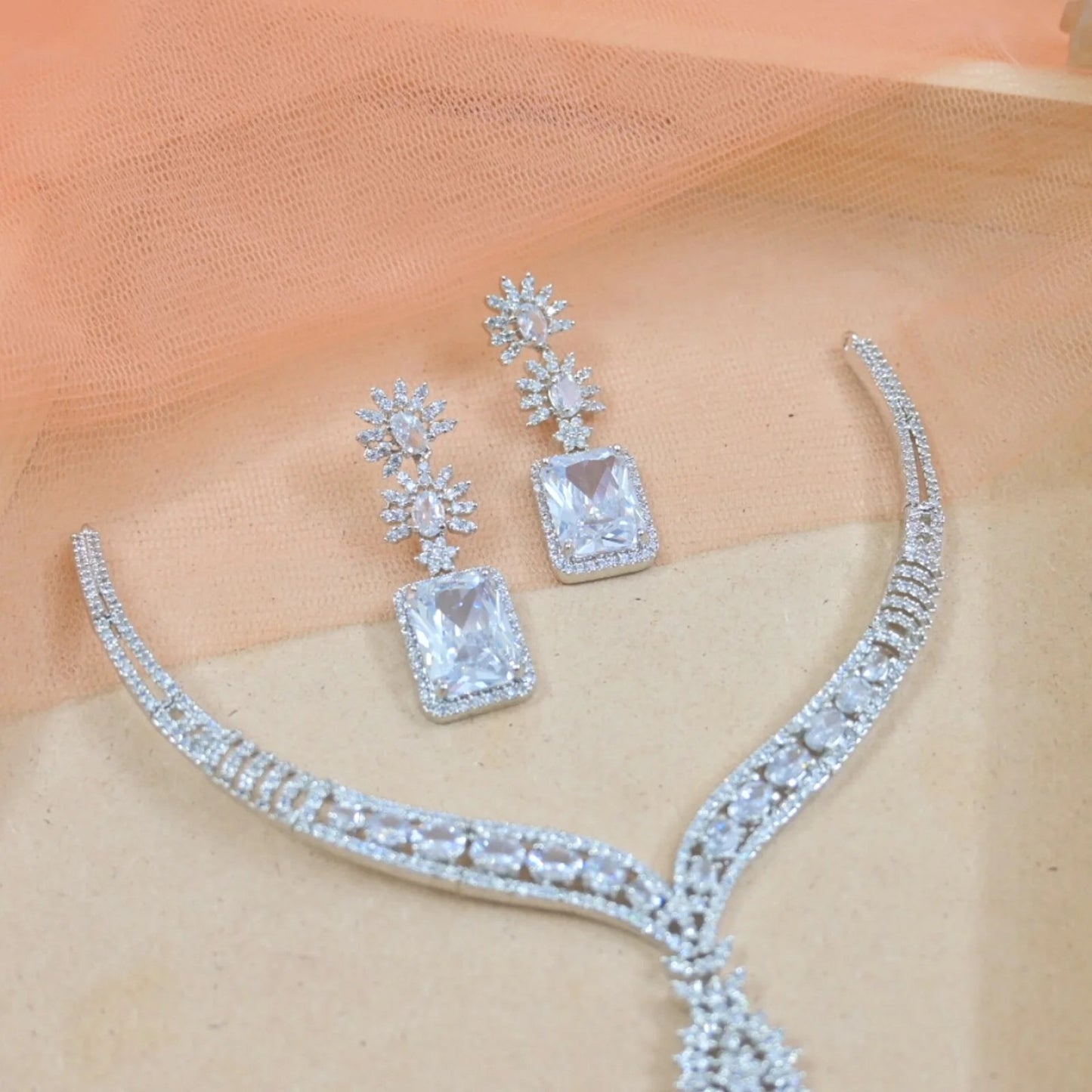 Anika AD Neckpiece - Silver