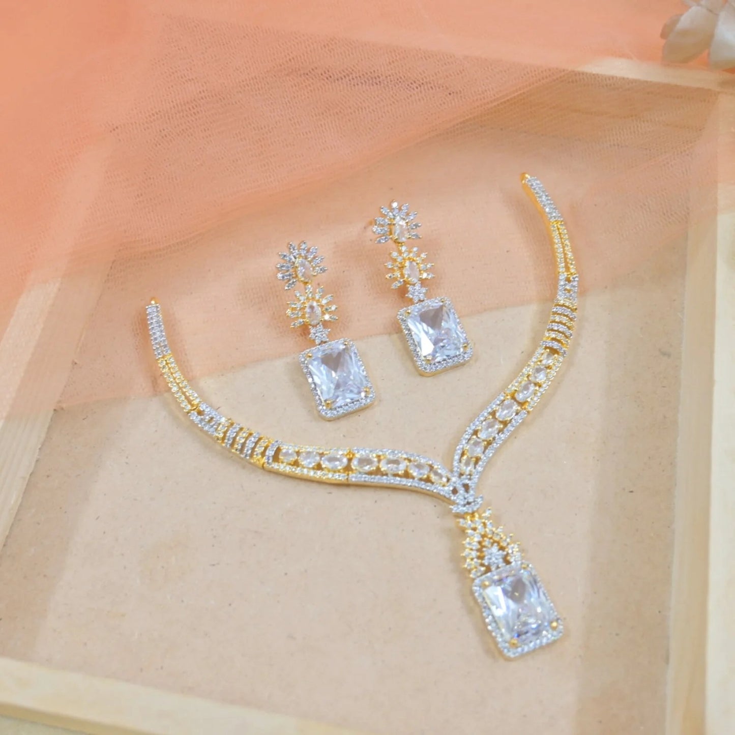 Anika AD Neckpiece - Golden White