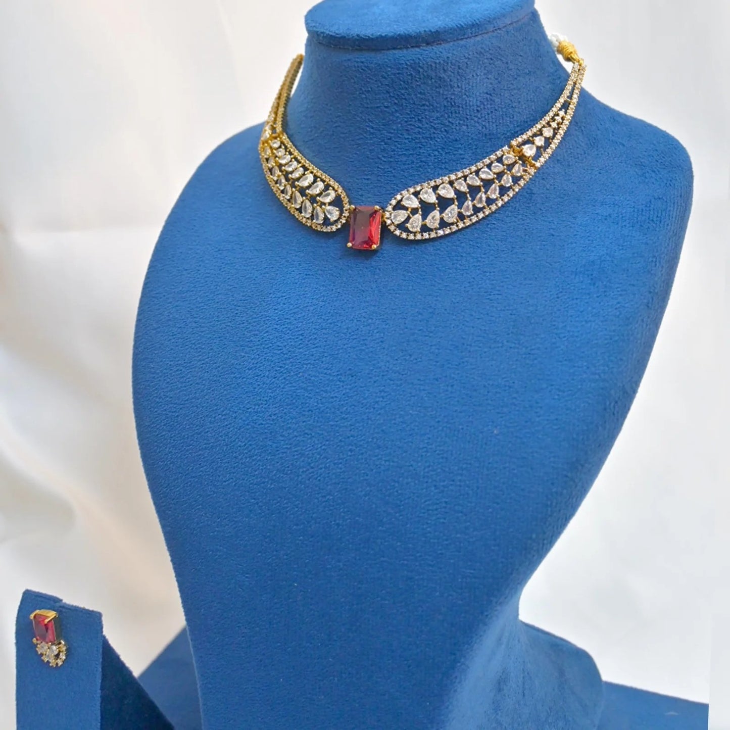 Vanya Antique AD Collar Neckpiece Set