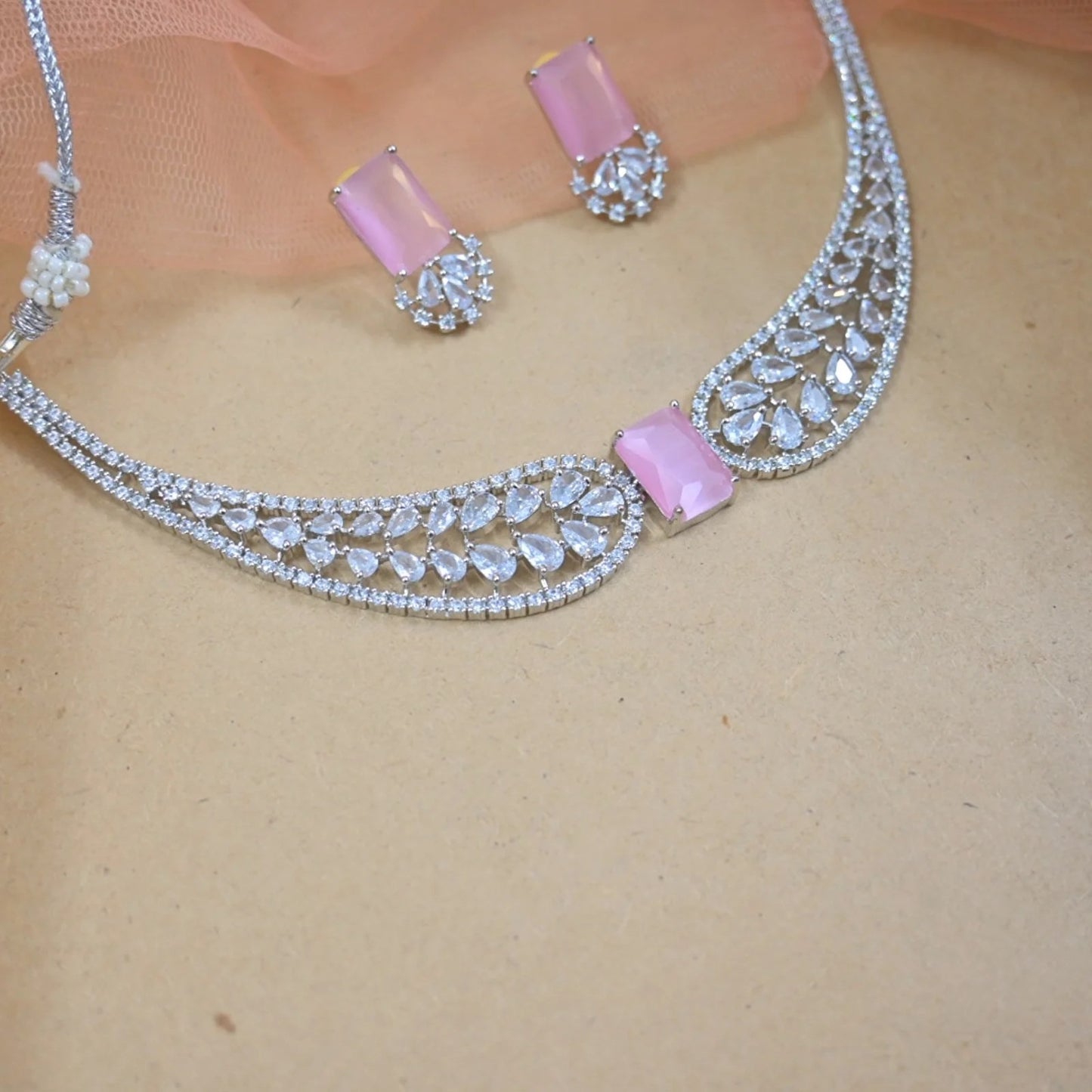 Vanya AD Collar Neckpiece for Her