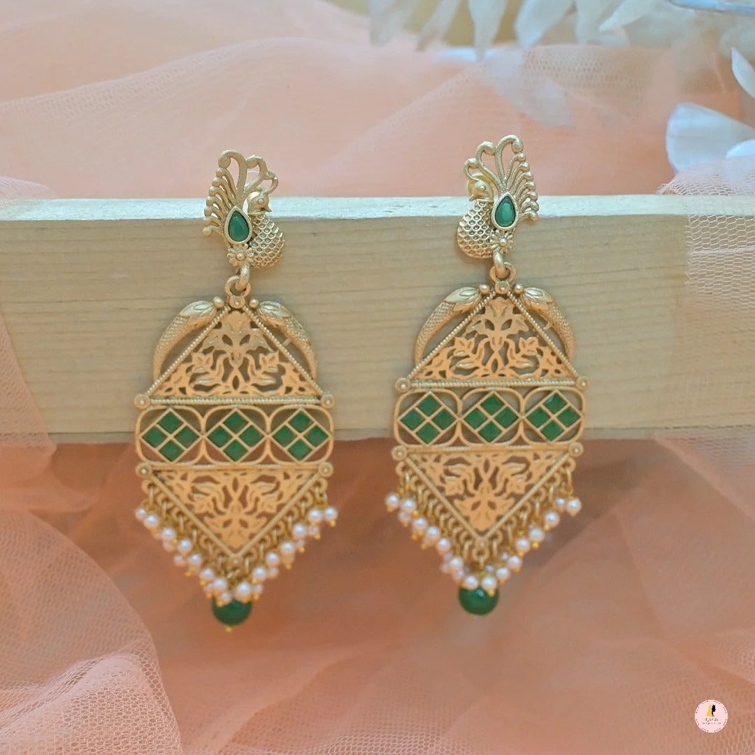 Siddhi Unique Light Weight Danglers