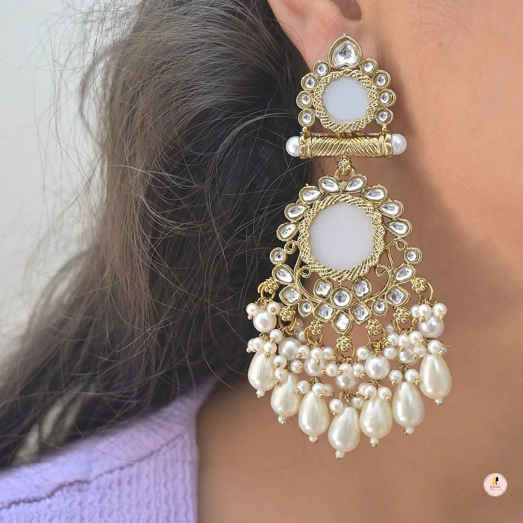 Nishi Light Weight Chandbalis