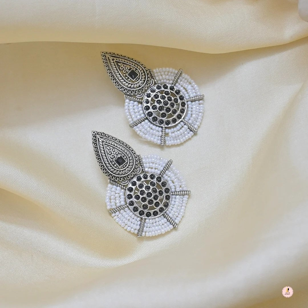 Gunjan Matt Finish Kemp Earrings
