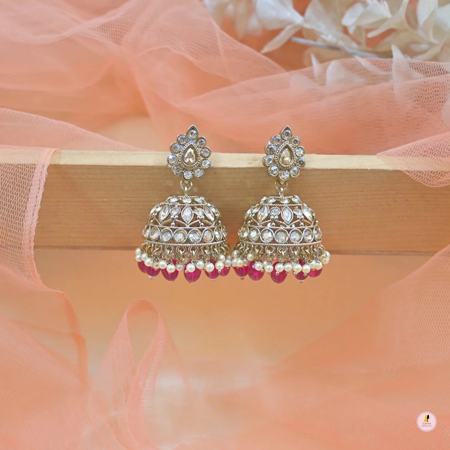 Ahaana Elegant Golden Jhumkas