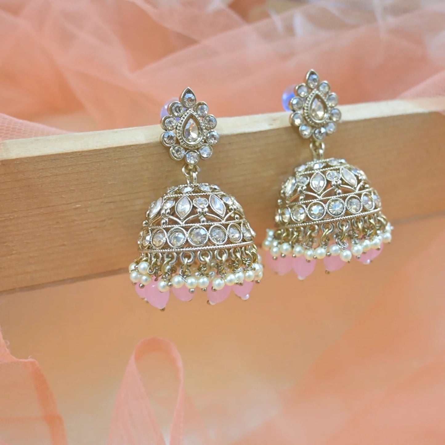 Ahaana Elegant Golden Jhumkas