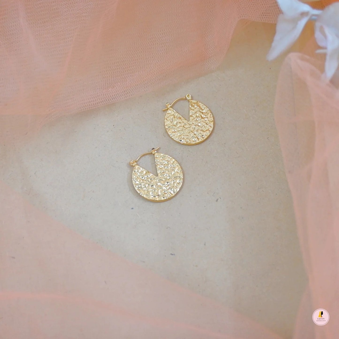 Everyday Chic 18K Gold Earrings -2