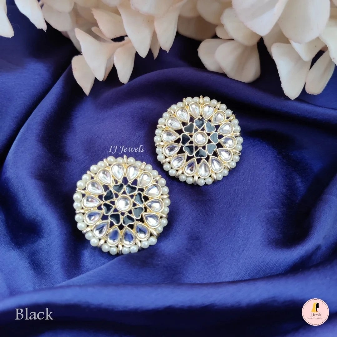Meenawork Studs