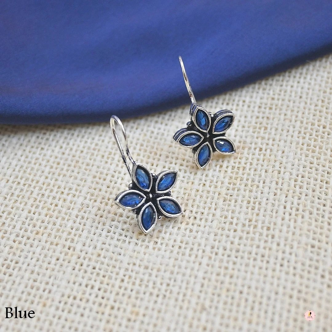 Uinque Minimal Office Wear Earrings