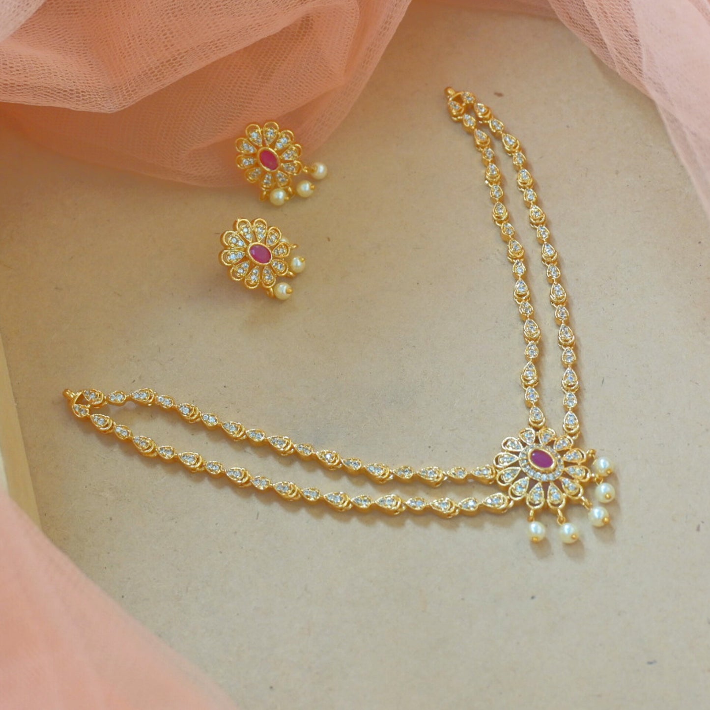 Priya Sleek AD Collar Jewellery Set