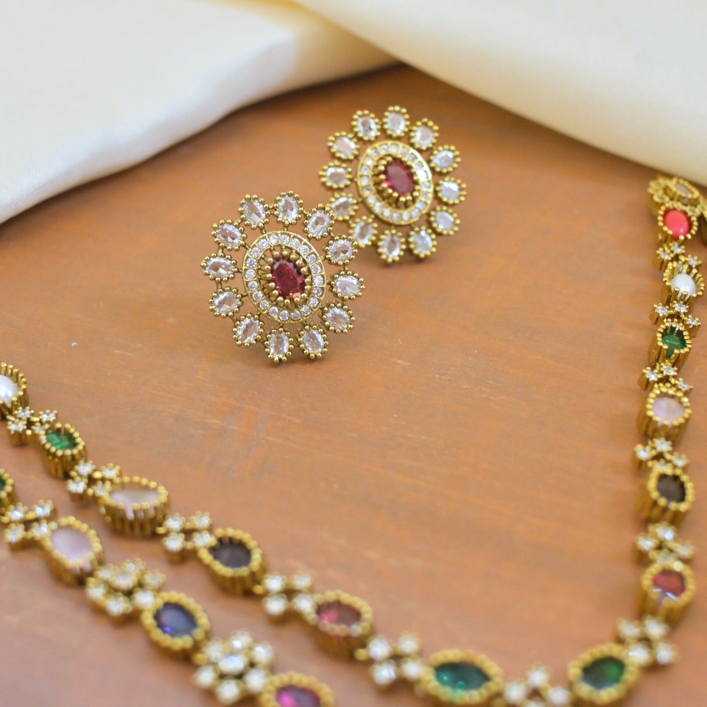 Janya Antique AD Short Mala Set