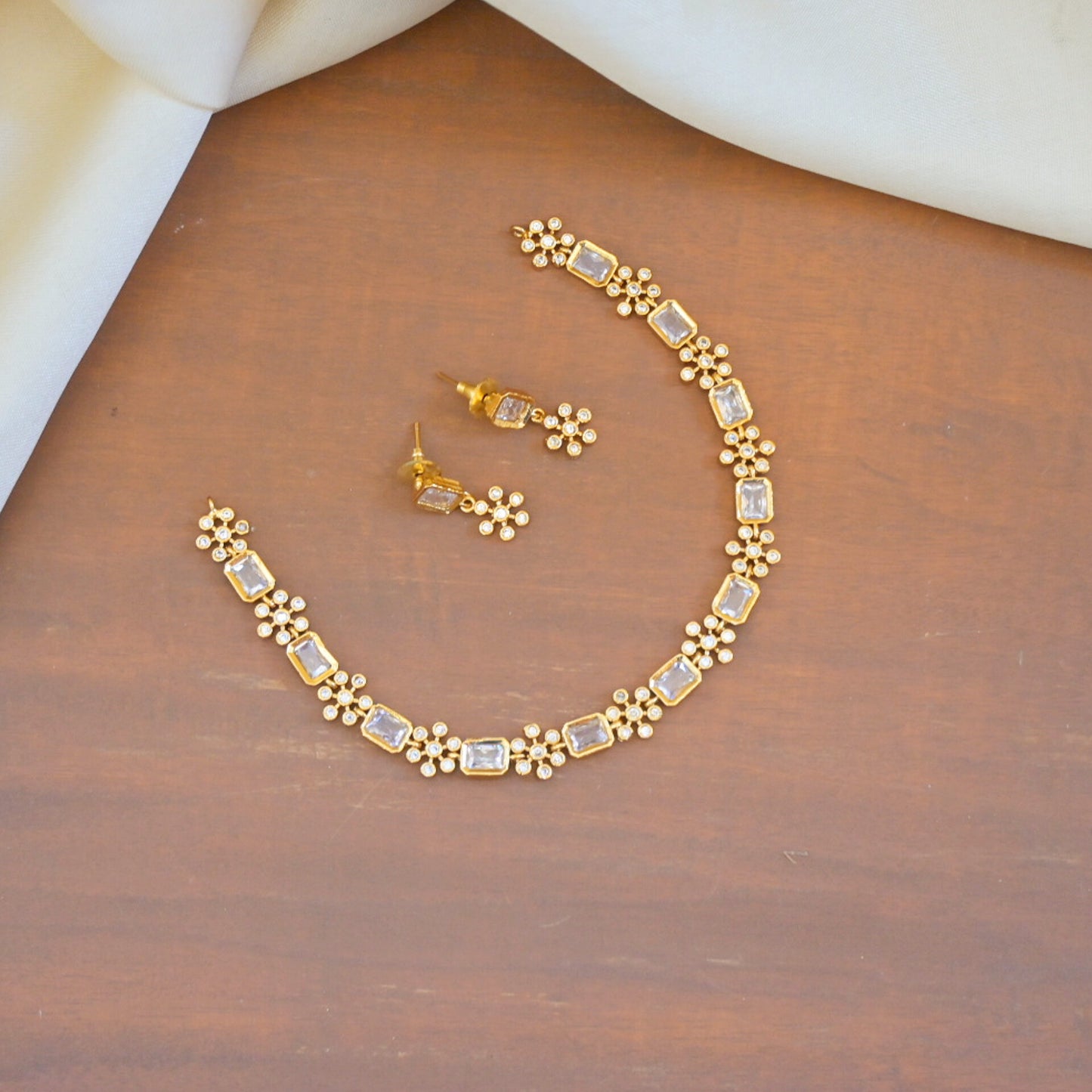 Thauya Minimal Gold Plated AD Choker