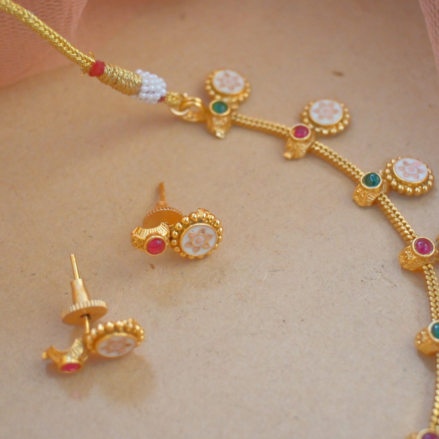 Kalyani Sleek Copper Neckpiece