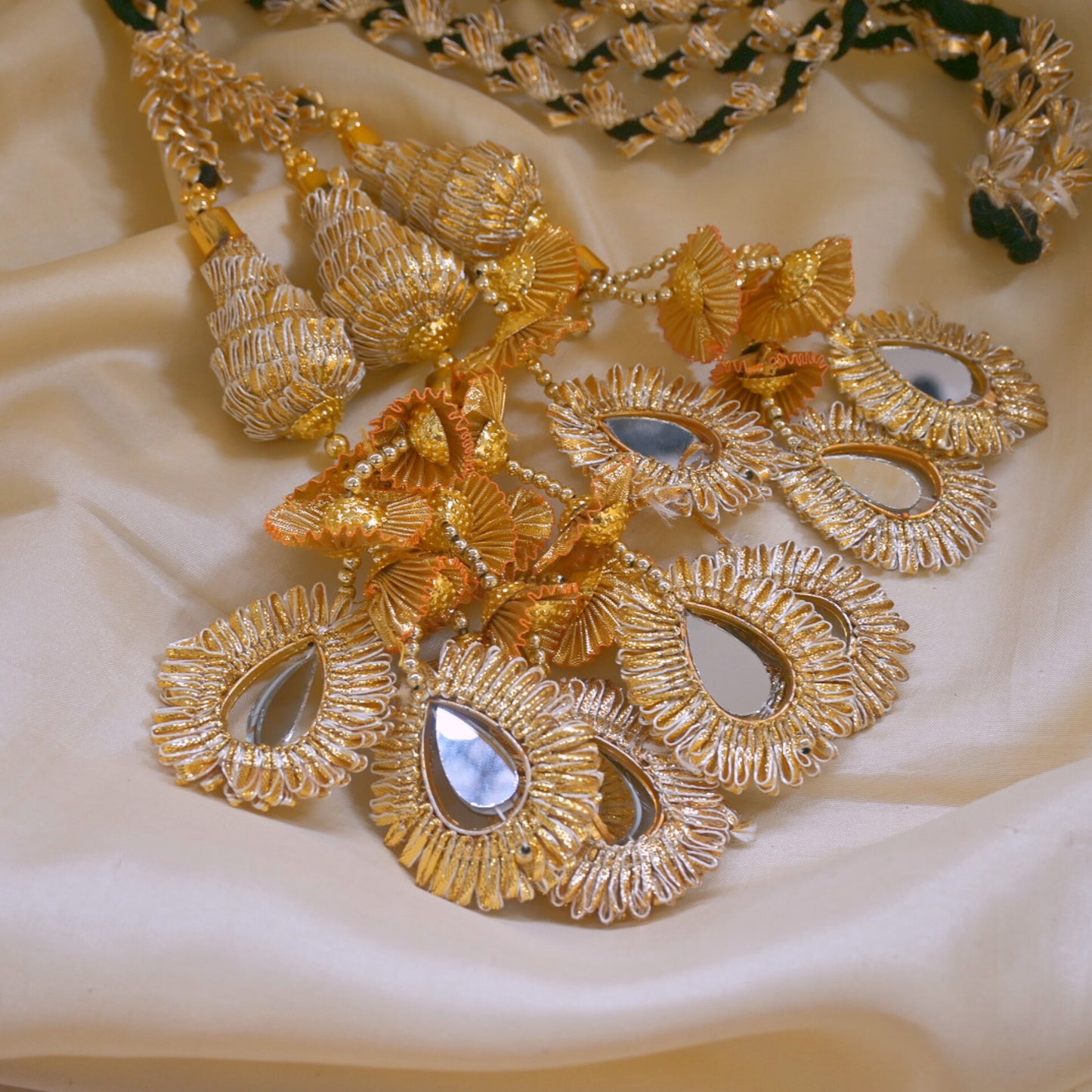 Gold Lace Full Glam Paranda Hair Choti