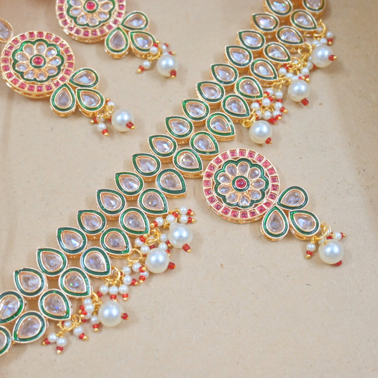 Archana Reverse AD Choker Set