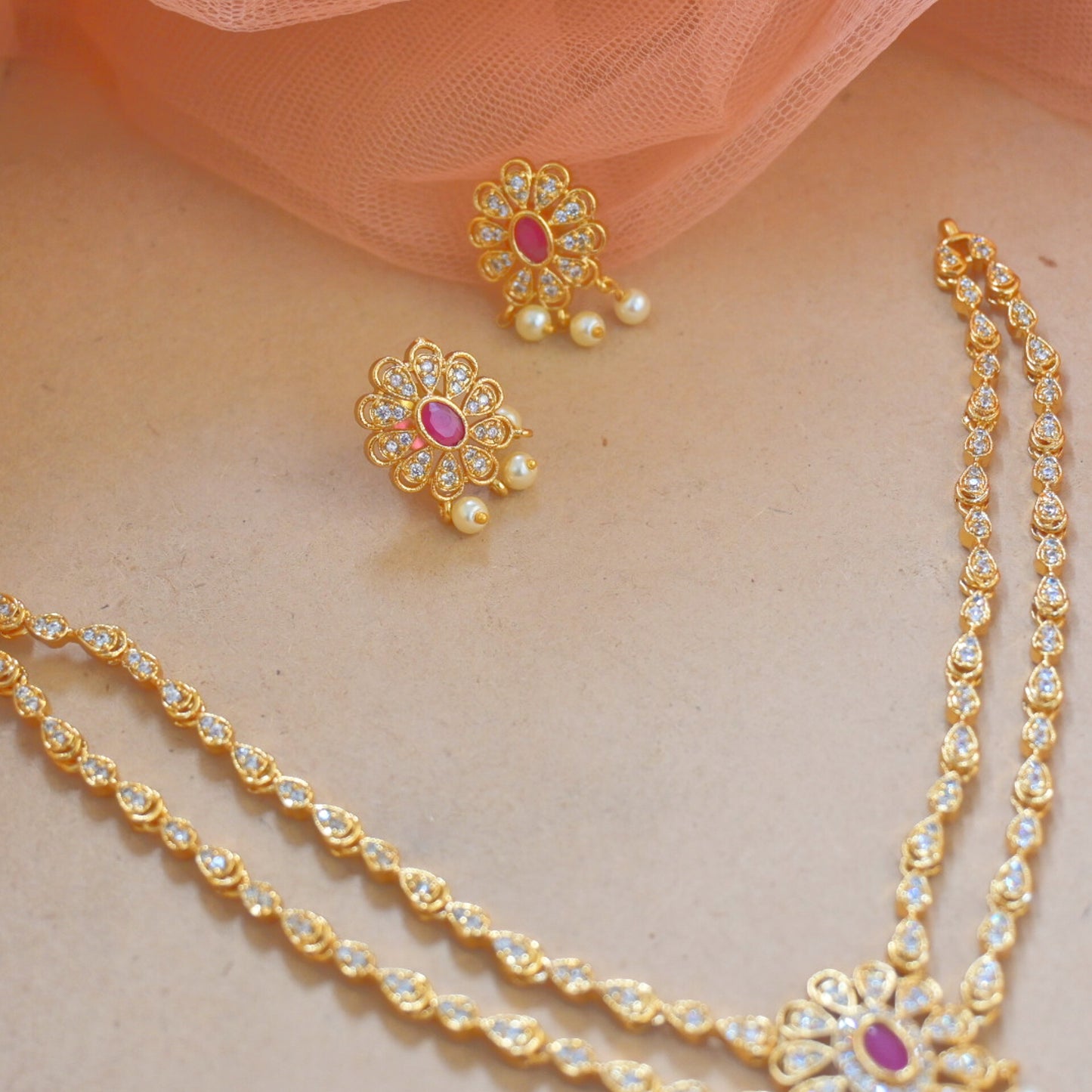 Priya Sleek AD Collar Jewellery Set