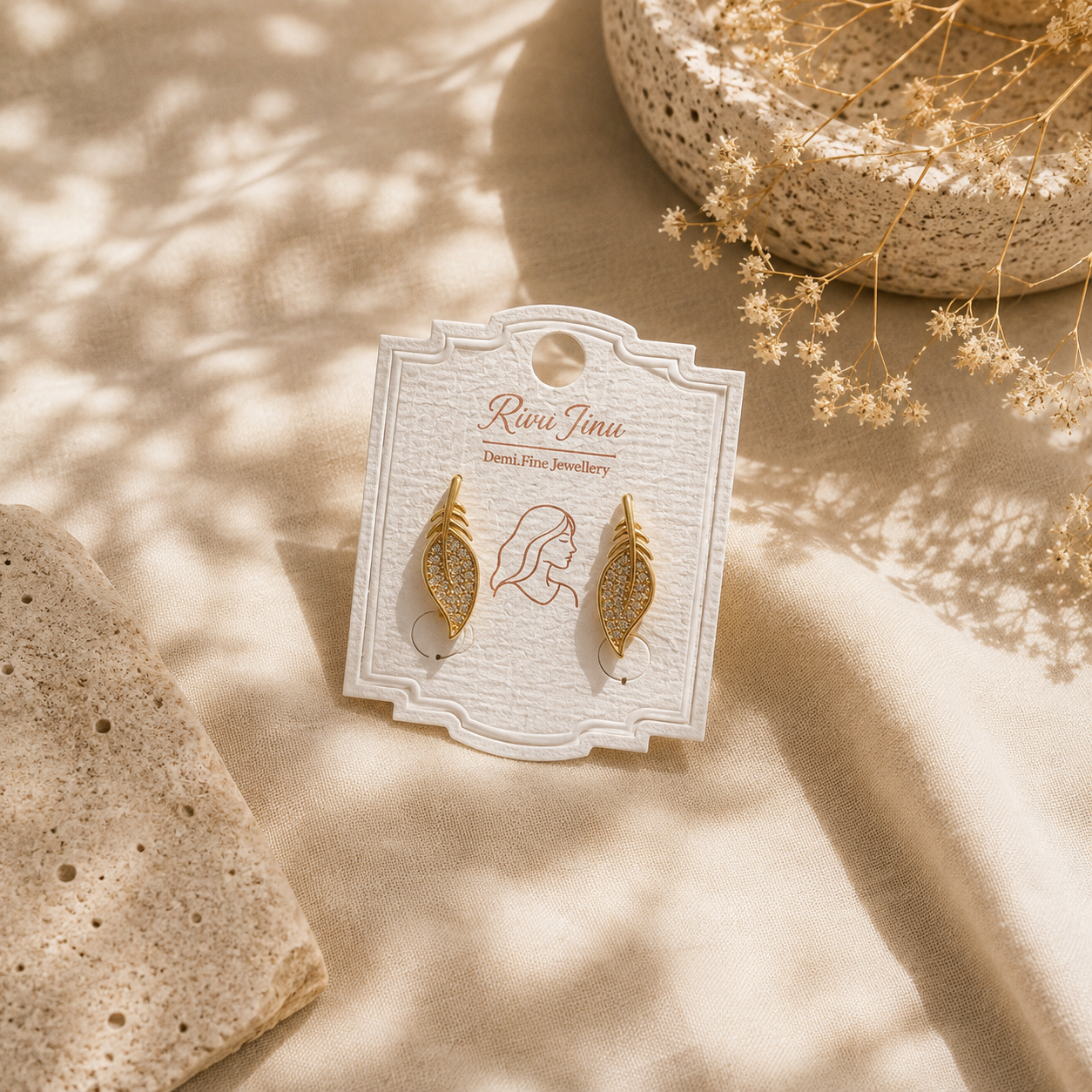 Dainty Leaf Earrings ( Anti Tarnish )