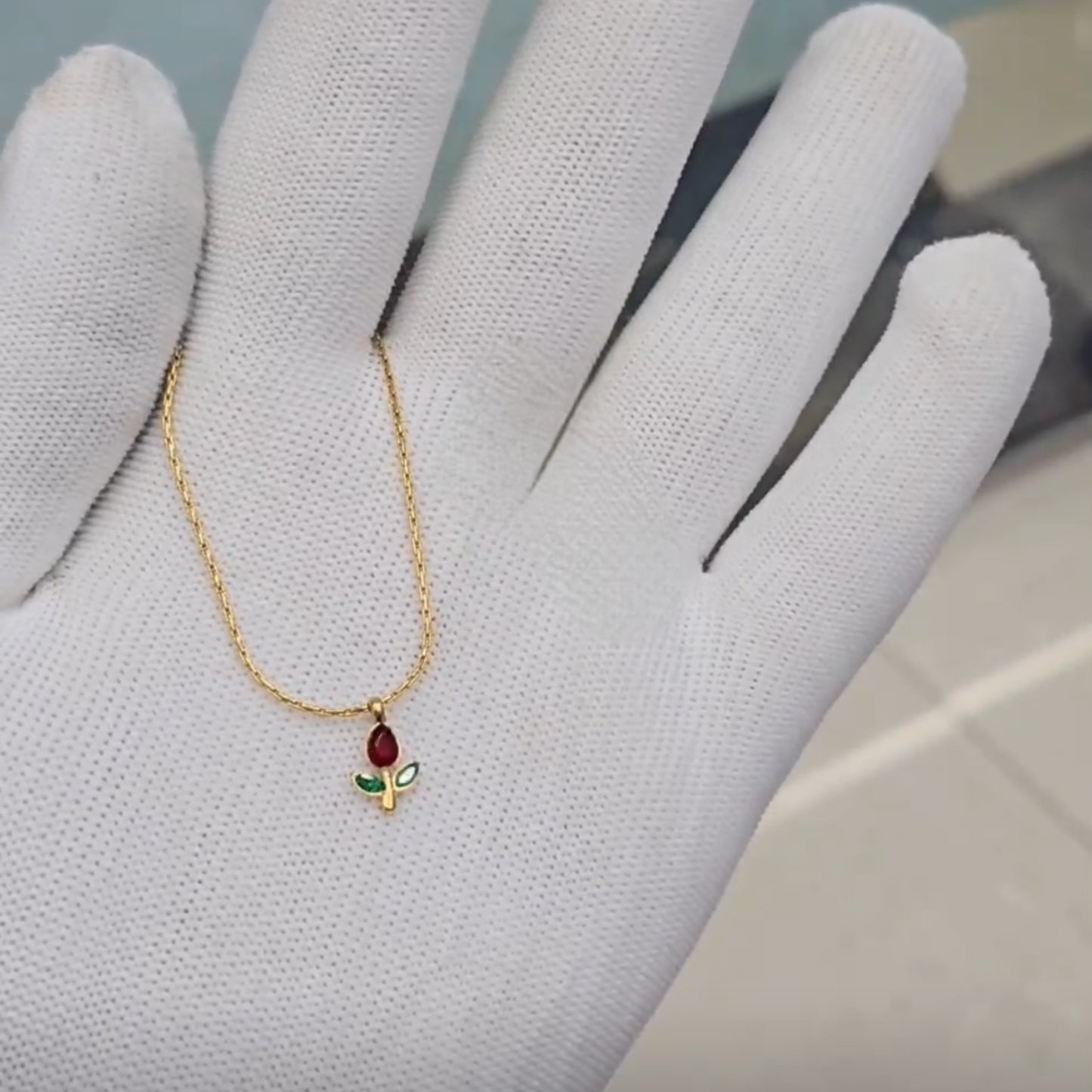 Dainty Tulip Necklace Chain
